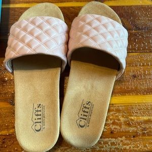 Cliffs By White Mountain Sandals